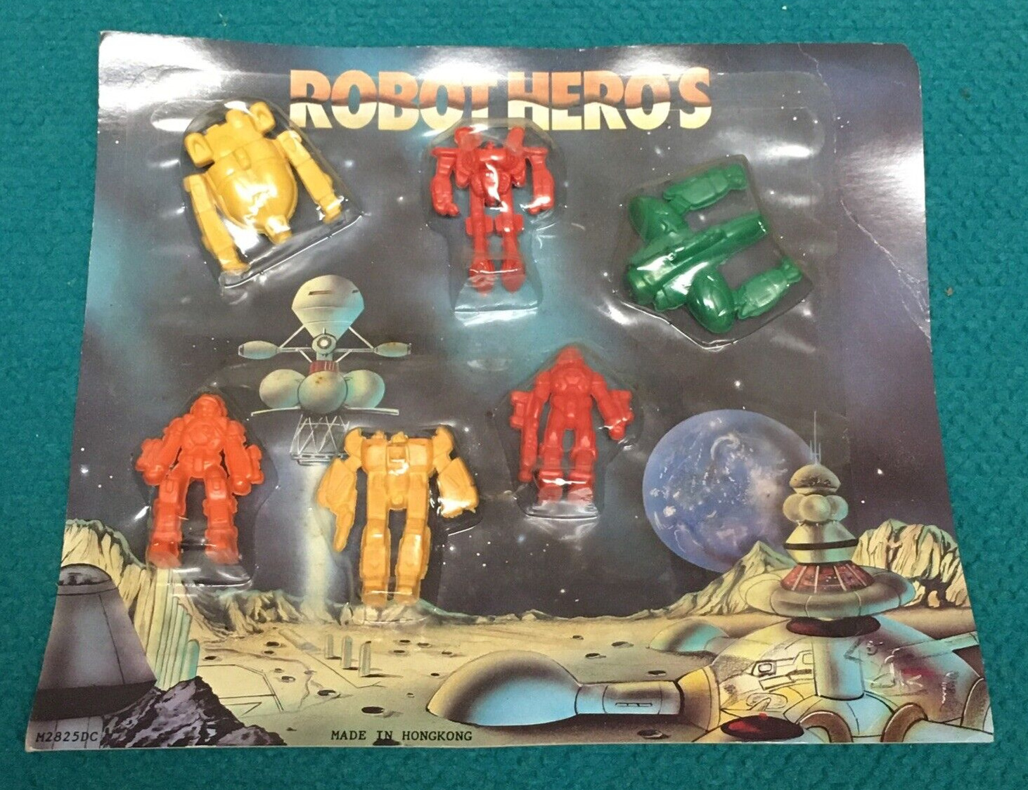 Vintage : ROBOT HEROS gumball VENDING MACHINE display HEADER CARD @ Space SCI-FI