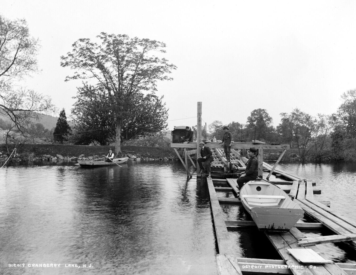 1890-1901 Cranberry Lake, New Jersey Vintage Photograph 8.5\