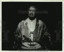 1990 Press Photo Francis Ruivivar in James Clavell's Shogun, The Musical picture