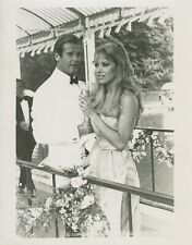Tanya Roberts  Roger Moore Film Actor Hollywood Star  Original Photo A0529 A05 picture