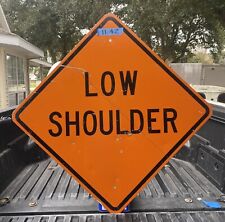 Street Traffic Road Sign (Low Shoulder) 30