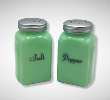 JADEITE GREEN DEPRESSION STYLE GLASS SALT & PEPPER SHAKERS, Vintage, Kitchen Jar picture