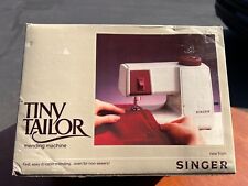 1982 Singer Tiny Tailor Mending Machine M100A Made In France W/ A/C Adapter picture