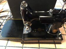 Vintage Singer 221 1941 Featherweight Beautiful Fully Working Condition picture
