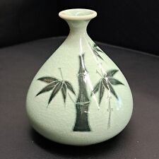 LIGHT GREEN CHINESE VINTAGE CELADON WITH BAMBOO. LOT OF CARE picture