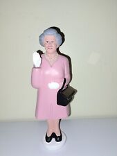Kikkerland Queen Elizabeth Solar Powered Waving Figurine Pink Dress picture