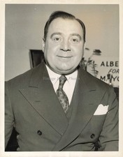 Vintage Mayoral Candidate Smiles Nicely For His Constituents Photo 7X9 picture
