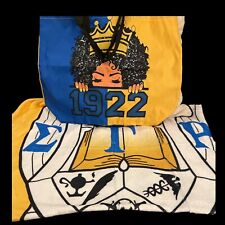 Sigma Gamma Rho Blanket and Bag Bundle picture