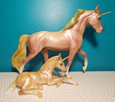 USED Breyer Traditional Model Set #712454 "Ceres & Minerva" 2022 Unicorns Web SR picture