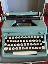 Vintage 1958 Royal Quiet De Luxe Portable Typewriter Robins Egg Blue w/ Case picture