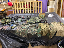 Airsoft Lot/ Airsoft Guns / Camos picture