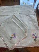 Vintage Embroidered Floral 4 Placemats and 3 Napkin Set  - Minty Green picture