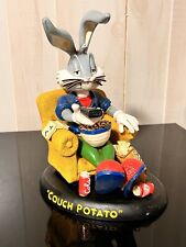 1994 Warner bros Looney Toons Bugs Bunny “Couch Potato” Statue VERY RARE picture