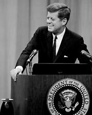 PRESIDENT KENNEDY Press Conference PHOTO (190-F) picture