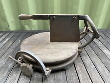 Antique Computing Cheese Cutter Co. cheese wheel cutter picture
