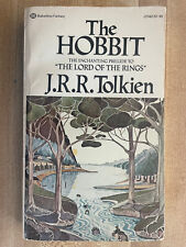 J.R.R. Tolkien THE HOBBIT 1977 Lord Of The Rings Great Cover Art Photo picture