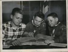 1957 Press Photo Cleveland Boy Scouts Robert Williams, Philip Hemke, J Lowry picture