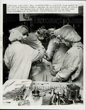 1982 Press Photo Surgical team implants artificial heart in Barney C. Clark, SLC picture