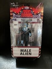 Male Alien (They Live) 6