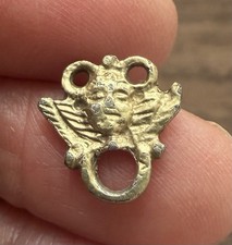ELIZABETHAN. 16TH CENTURY. SILVER GILT DRESS FITTING. picture