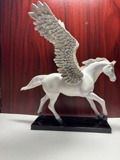 Trail of Painted Ponies SILVER LINING 5E/8,807 Winged Pegasus Rare 2006 picture
