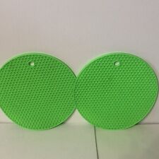 New Diamond Visions Set of Two Trivets Hot Pads Pot Holders Green Round 7 Inch picture