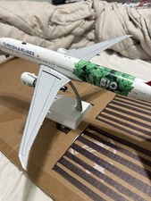 Turkish Airlines B777-300ER Reg: TC-LJH "Biofuel" JC Scale 1:200 Diecast XX20705 picture