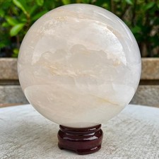 4.36LB Natural high-quality white crystal ball, used for psychotherapy picture