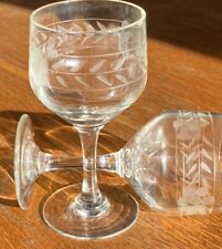 4 Exquisite Vintage Needle Etched Liqueur Wine Cordials Sherry Glasses  3 oz picture