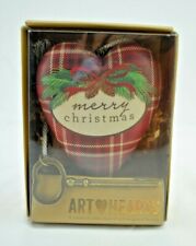 Demdaco  Merry Christmas Cozy Christmas Art Heart with Key Stand New picture