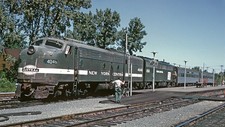 NYC E8As 4046 & 4044 with the Empire Service at Albany, August 1969 11 x 14 picture