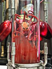 Alien Earth Trypanohyncha Ocellus Multi-Eye Parasite Petri Dish Resin Model 10in picture