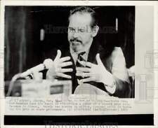 1975 Press Photo Alaska Governor Jay Hammond at Juneau Press Conference picture