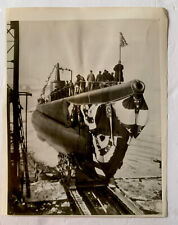 Jan 1943 Press Photo Uncle Sam Launches Attack Submarine U.S.N. PARGO Original picture