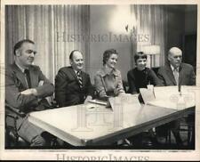 1973 Press Photo Environmentalists host panel discussion in New York - tua58374 picture