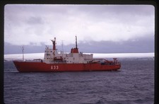 SL29 Slide 1993 ARA Almirante Irízar A33 Antarctic Icebreaker 300a picture
