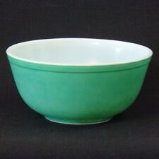 Vintage 1950s Primary Green #403 Pyrex 8.5