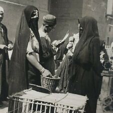 Islamic Muslima Muslim Women Niqab Market Street Scene 1940s Egypt Photo E81 picture