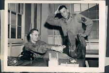 1945 Photo WW2 Photo Military Elwyn Duhadway Henry Baylis Engineer Soldier Fort picture