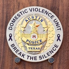 Austin Police Domestic Violence Unit Texas Challenge Coin  M#18 picture