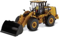 CAT Caterpillar 950M Wheel Loader with Operator 1:50 High Line Series 85914 picture
