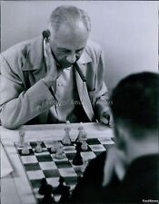 1958 M Korber Plays Jeff Rohlfs At Chess Championship Games Games Photo 6X8 picture