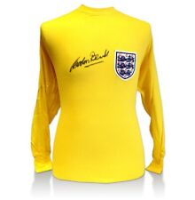 1966 Gordon Banks Signed England Football Shirt picture