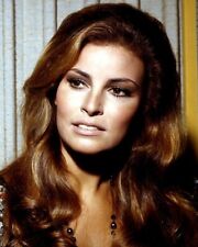 Raquel Welch candid 1967 portrait at press conference 24x30 Poster picture