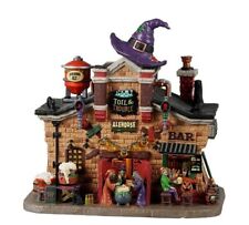 Lemax Spooky Town 2022 TOIL & TROUBLE ALEHOUSE #25852 Brand New Lighted Building picture