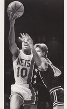 TYPE 1: 1985 Press Photo NBA Utah Jazz John Stockton .vs. Nets Otis Birdsong picture