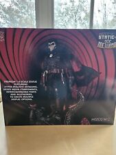 Rumble Society Doc Nocturnal Static-6  1/6 scale Mezco Statue MIB picture