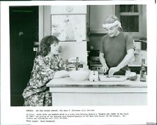 1987 Kathy Bates In Frankie & Johnny In The Claire De Lune Theater 8X10 Photo picture