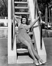 Young GENE TIERNEY Leggy PHOTO (171-o) picture
