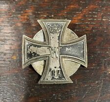 Original 1914 WW1 German Iron Cross Medal Badge Vaulted Screw back Silver picture